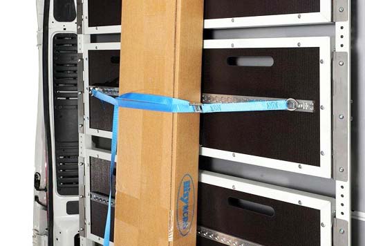 bloccaggio carico su ripiani ribaltabili chiusi Syncro Friuli